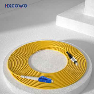 شراء LC FC وضع واحد Simplex UPC/APC 0.9/2/3 MM سلك الألياف البصرية المزود بالدرع PVC LSZH تصنيع عبر الإنترنت